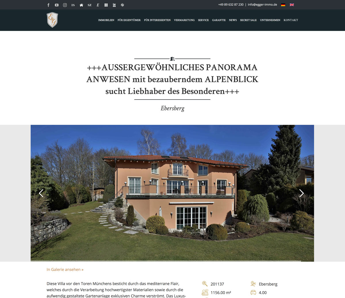 Eine Homepage eines Immobikienmaklers in München - Weisse Seite mit ästhetischer Überschrift in Grossbuchstaben mit einem historischen Haus als Bild darauf gezeigt