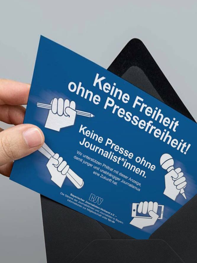 Grafikdesign und Illustration auf Postkarte für Pressefreiheit von sehenundmachen